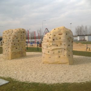 Lezecké stěny a kameny